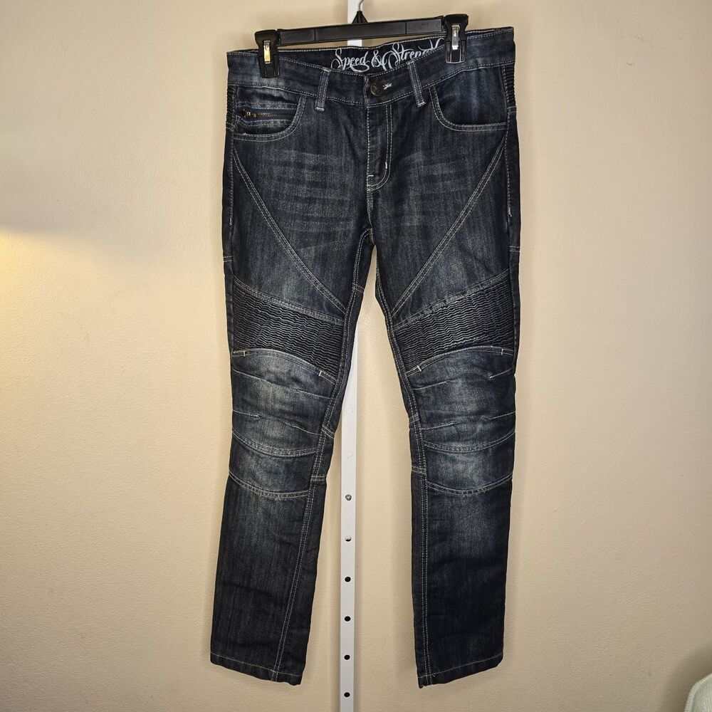 Women's Straight Leg Jeans in Dark Wash